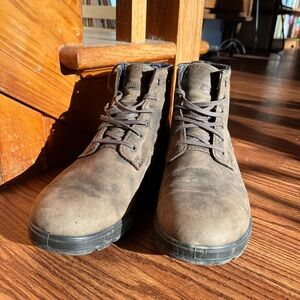 Lace-up Blundstone Boots